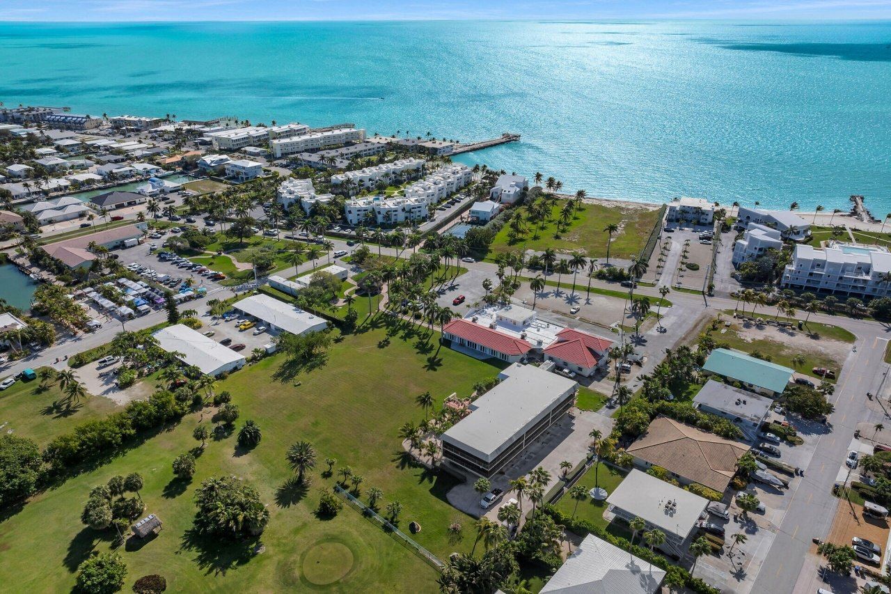 700 W Ocean Drive, Key Colony, FL 33051 Photo