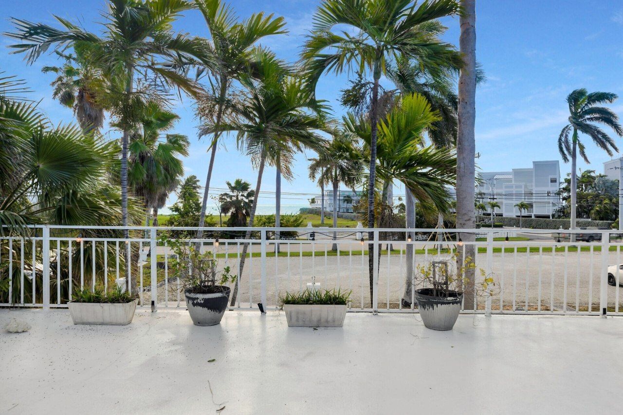 700 W Ocean Drive, Key Colony, FL 33051 Photo