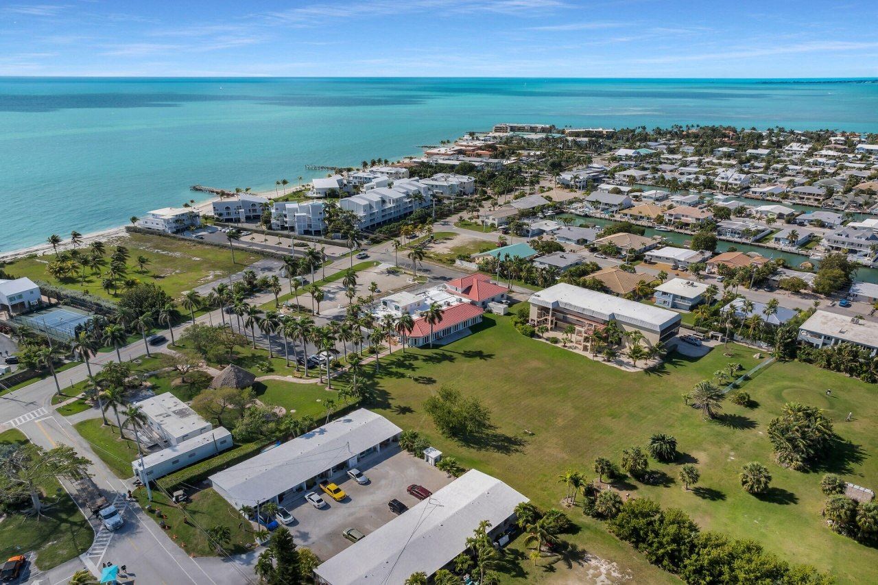 700 W Ocean Drive, Key Colony, FL 33051 Photo