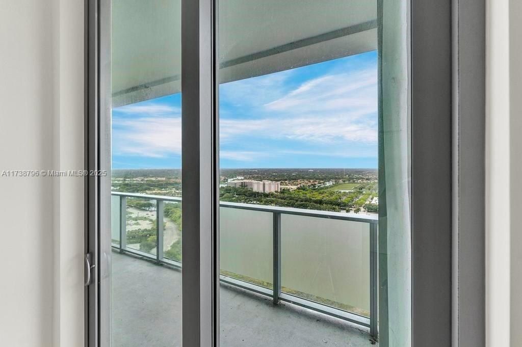 2000 Metropica Way, Unit 2307, Sunrise, FL 33323 Photo