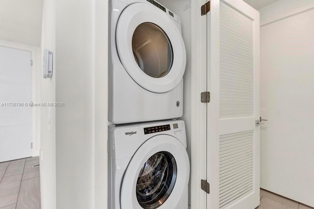 2000 Metropica Way, Unit 2307, Sunrise, FL 33323 Photo