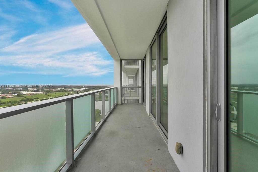 2000 Metropica Way, Unit 2307, Sunrise, FL 33323 Photo