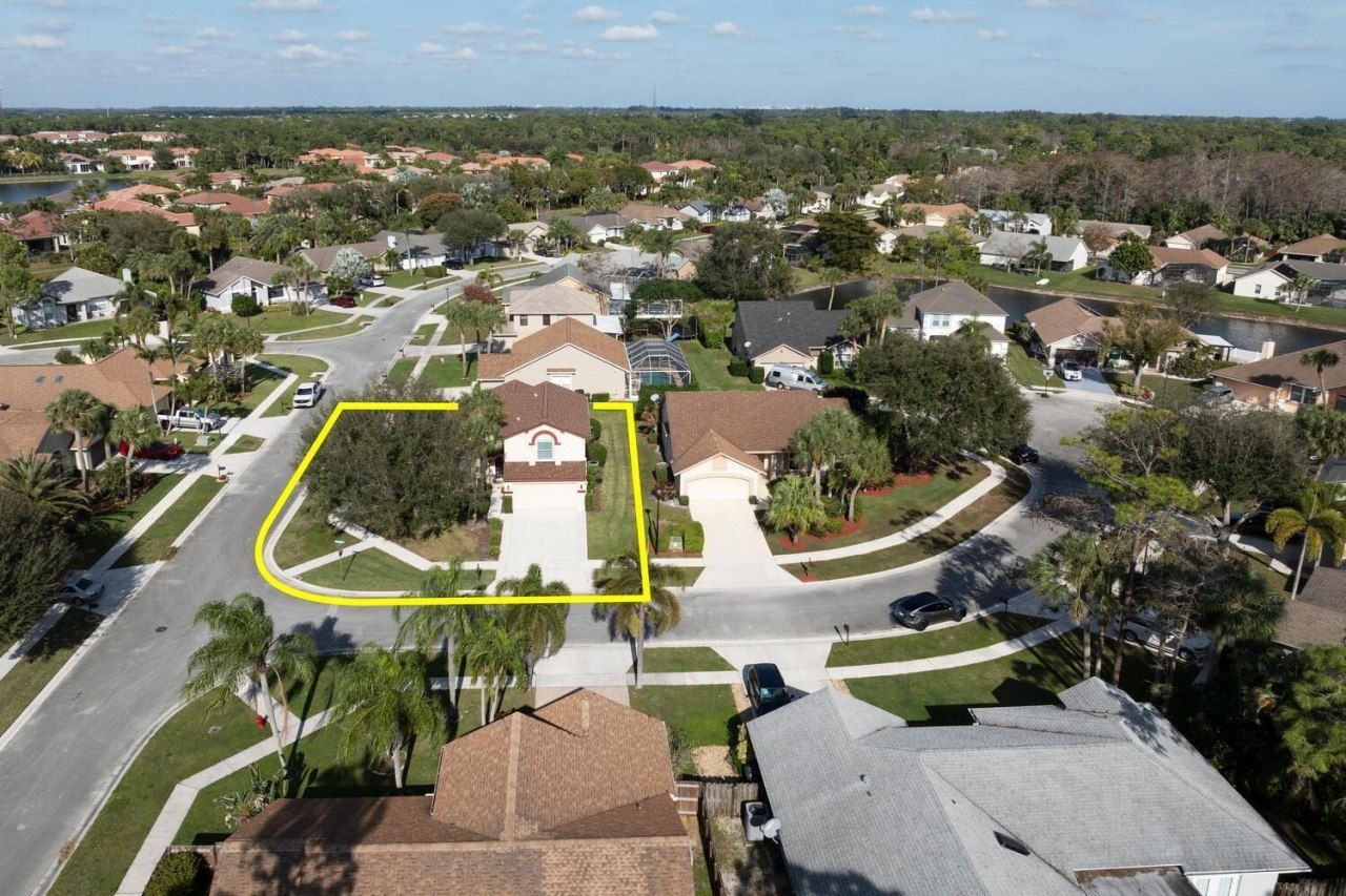 9935 Pine Dust Court, Lake Worth, FL 33467 Photo