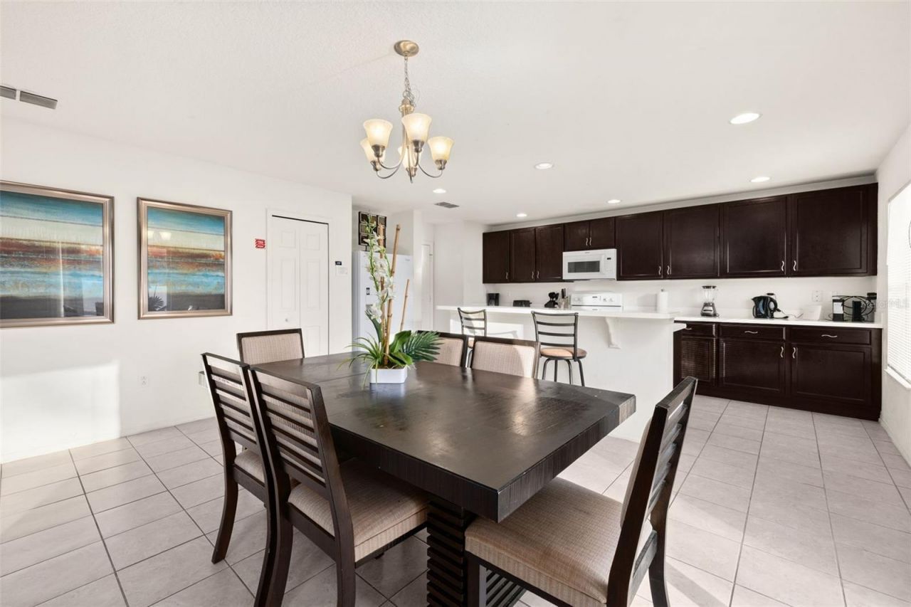 947 Emerald Green Court, Kissimmee, FL 34746 Photo