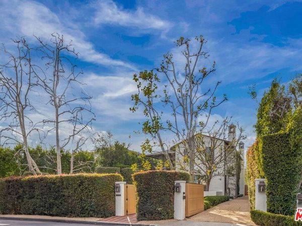 131 S Carmelina Avenue, Los Angeles, CA 90049
