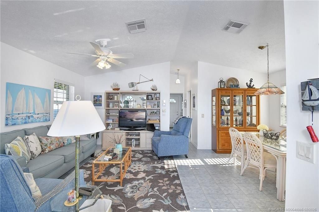 10725 S Ocean Drive, Unit 214, Jensen Beach, FL 34957 Photo