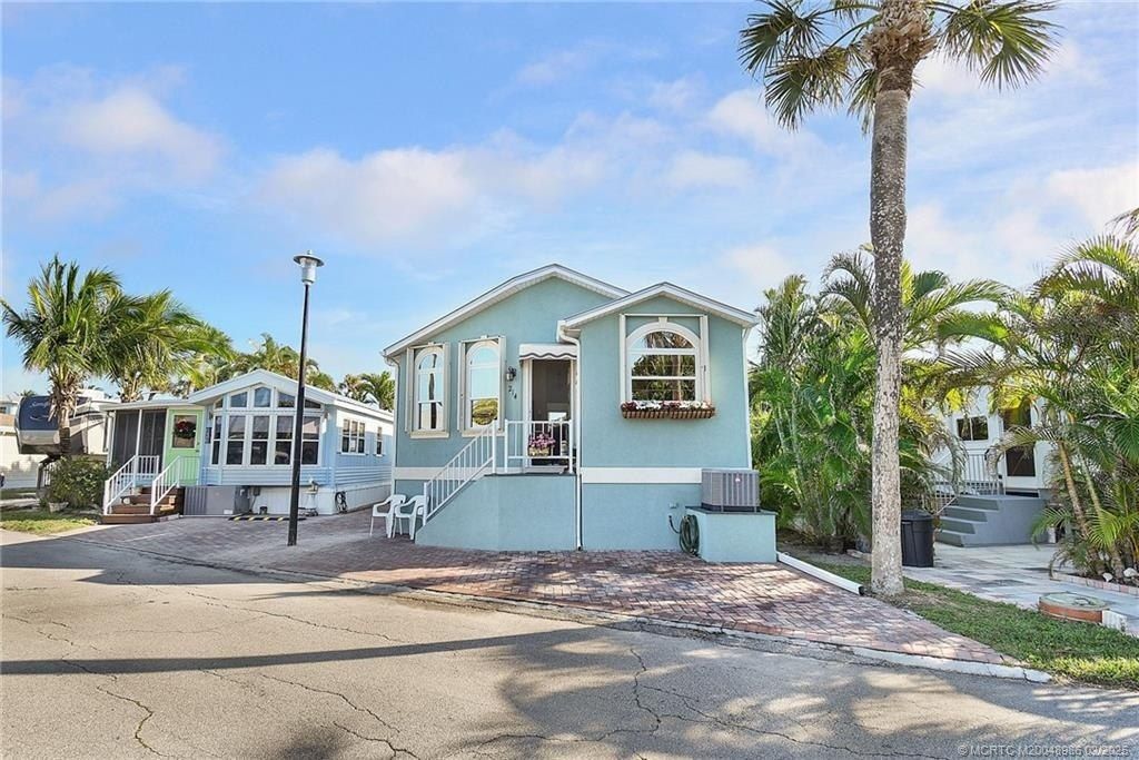 10725 S Ocean Drive, Unit 214, Jensen Beach, FL 34957 Photo