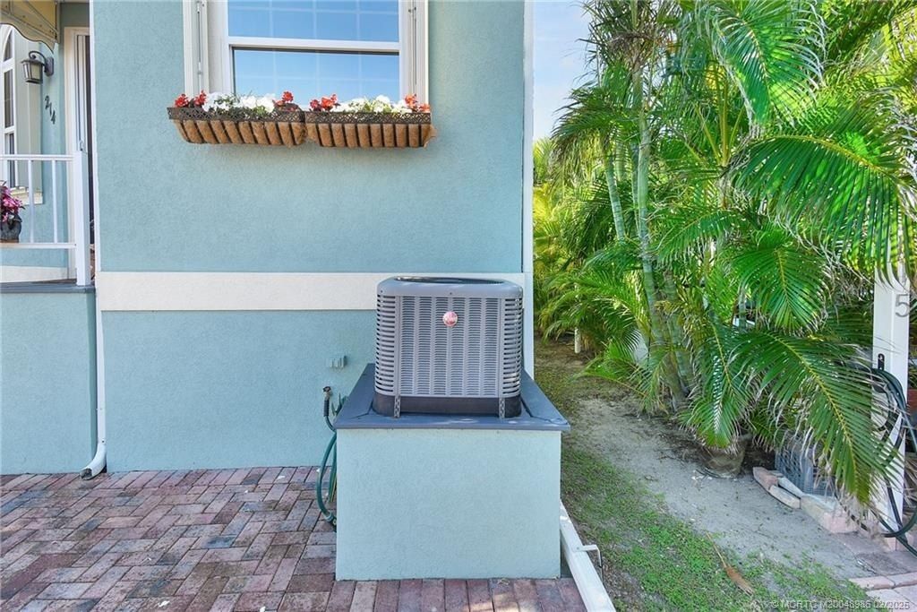 10725 S Ocean Drive, Unit 214, Jensen Beach, FL 34957 Photo