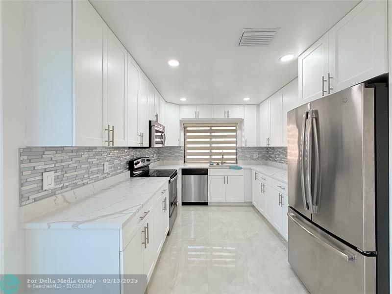 10661 NW 17th Place, Unit 10661, Plantation, FL 33322 Photo