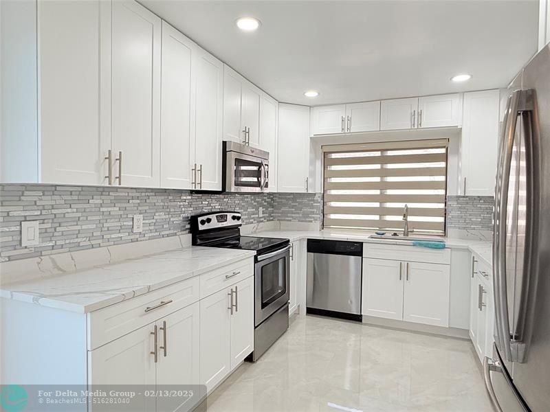 10661 NW 17th Place, Unit 10661, Plantation, FL 33322 Photo