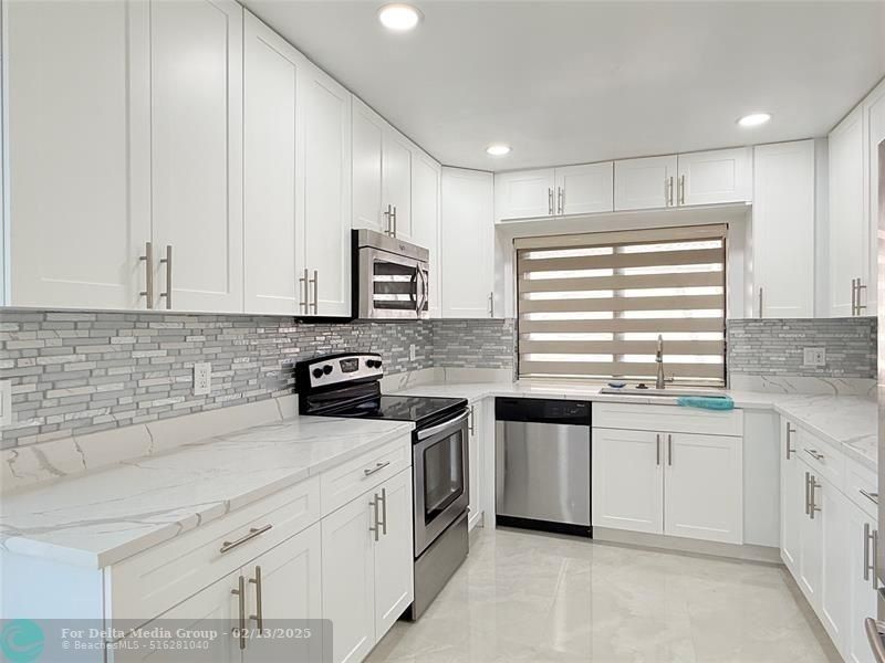 10661 NW 17th Place, Unit 10661, Plantation, FL 33322 Photo