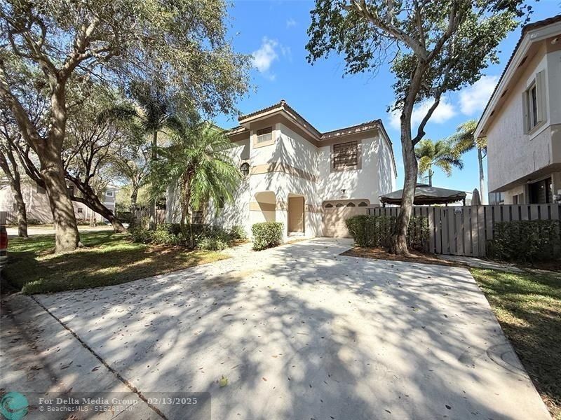 10661 NW 17th Place, Unit 10661, Plantation, FL 33322 Photo