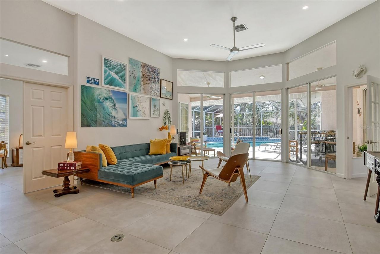 746 Plymouth Street, Sarasota, FL 34242 Photo