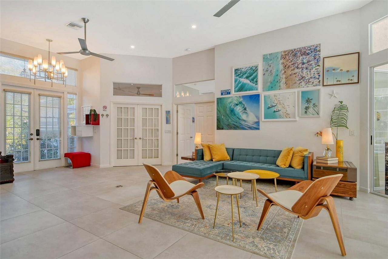 746 Plymouth Street, Sarasota, FL 34242 Photo