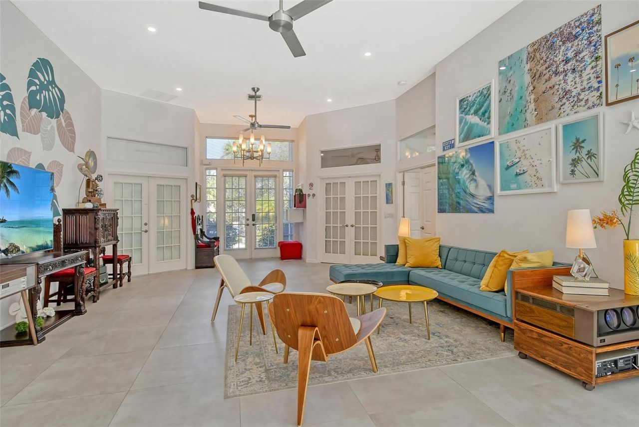 746 Plymouth Street, Sarasota, FL 34242 Photo