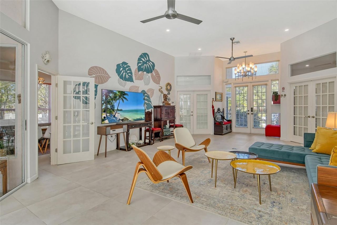 746 Plymouth Street, Sarasota, FL 34242 Photo