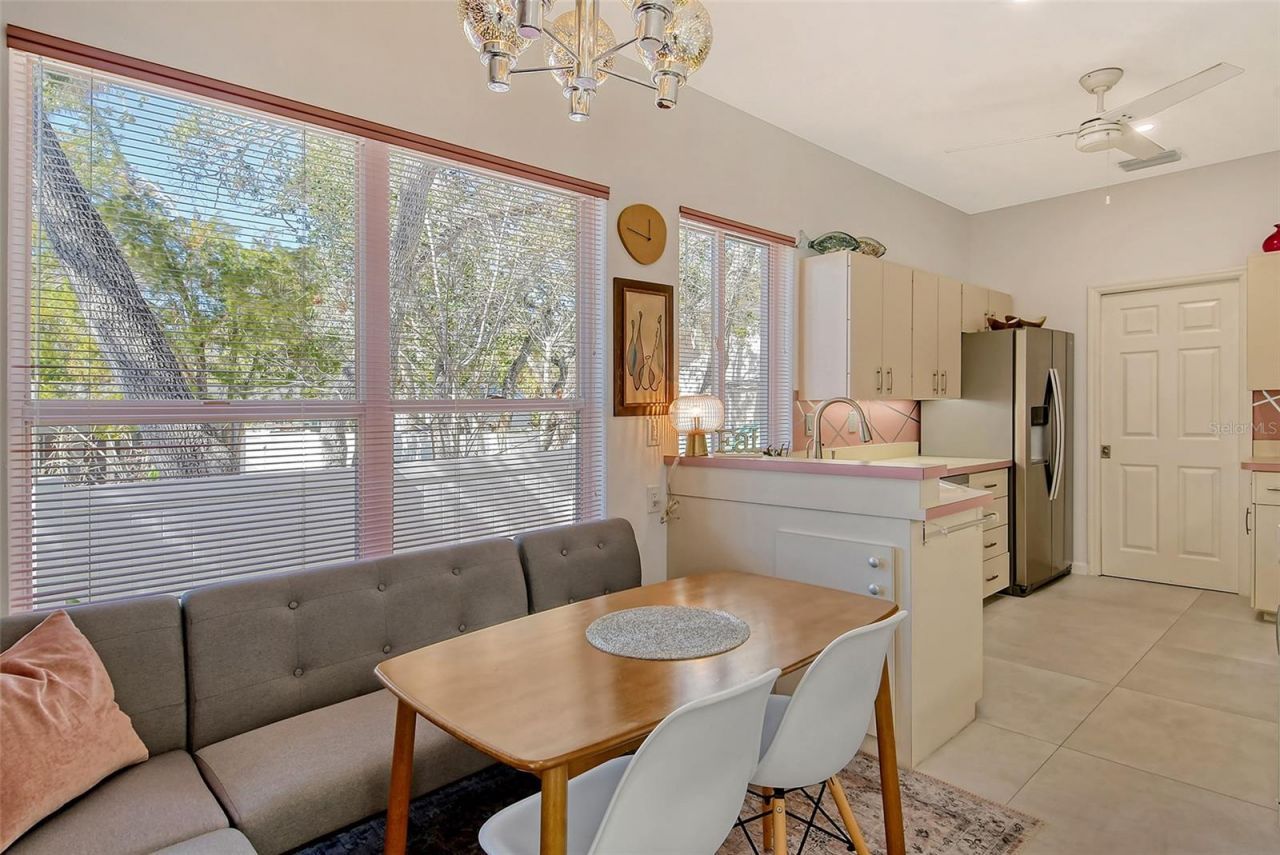 746 Plymouth Street, Sarasota, FL 34242 Photo