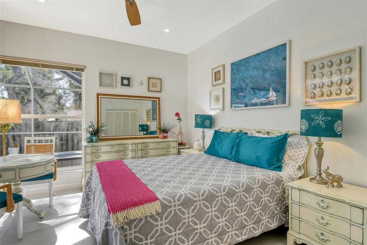 746 Plymouth Street, Sarasota, FL 34242 Photo