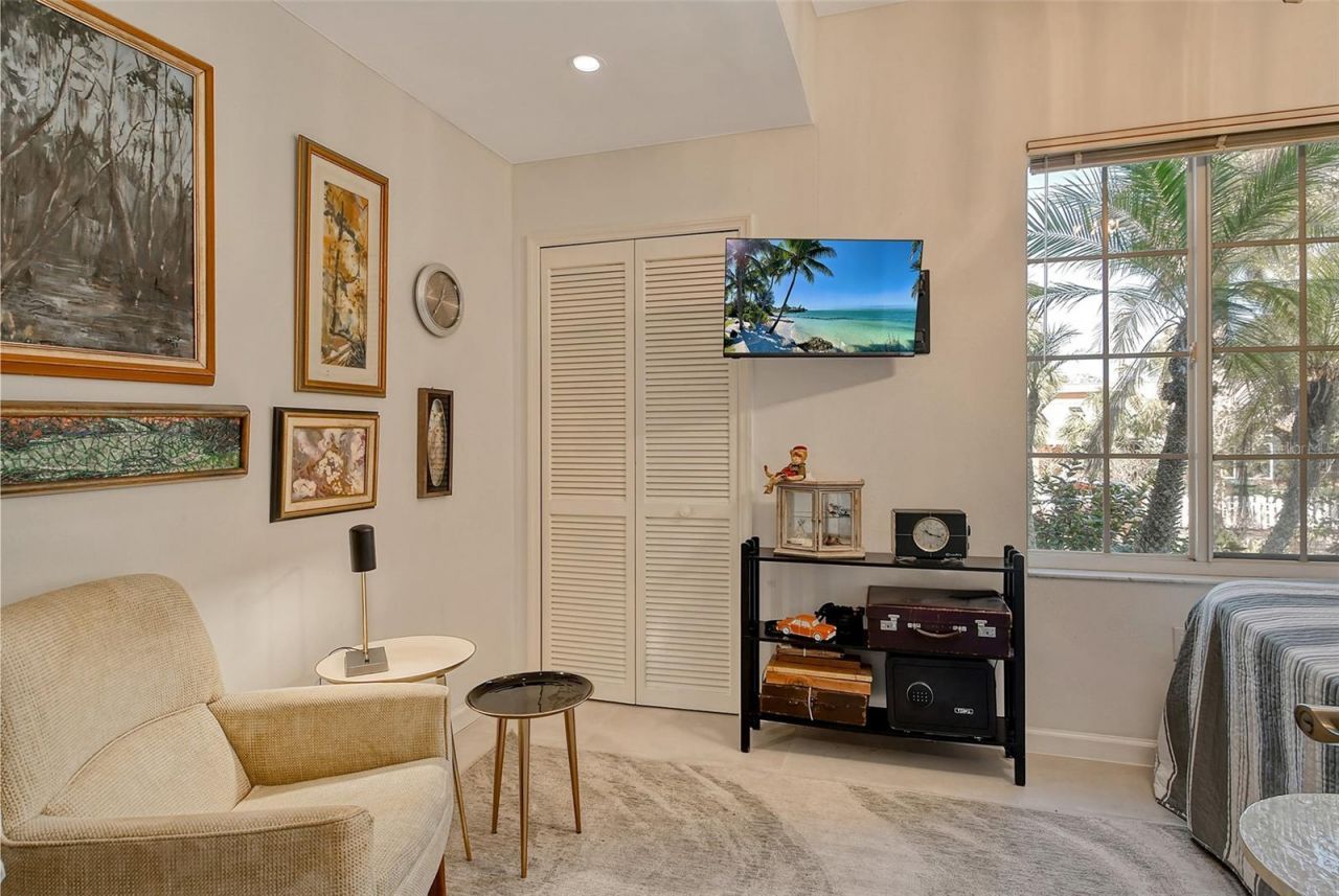 746 Plymouth Street, Sarasota, FL 34242 Photo