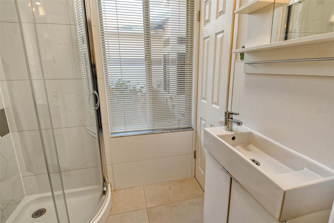 746 Plymouth Street, Sarasota, FL 34242 Photo