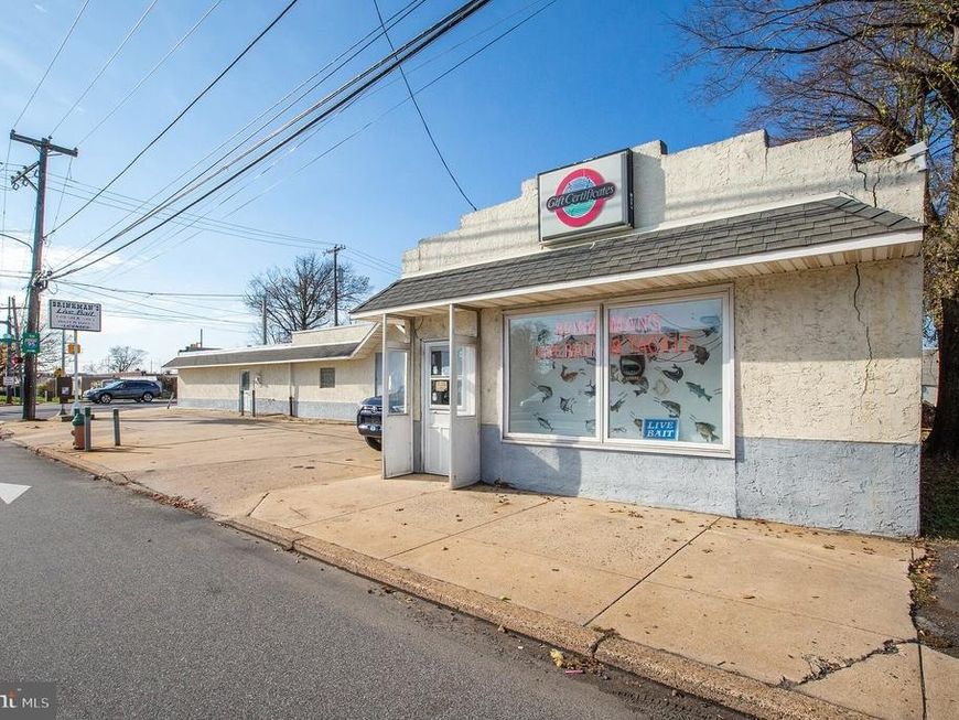 4999 Linden Avenue, Philadelphia, PA 19114 Main Photo