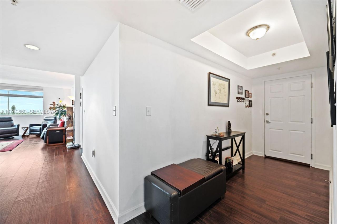 140 S Dixie Hwy, Unit 501, Hollywood, FL 33020 Photo