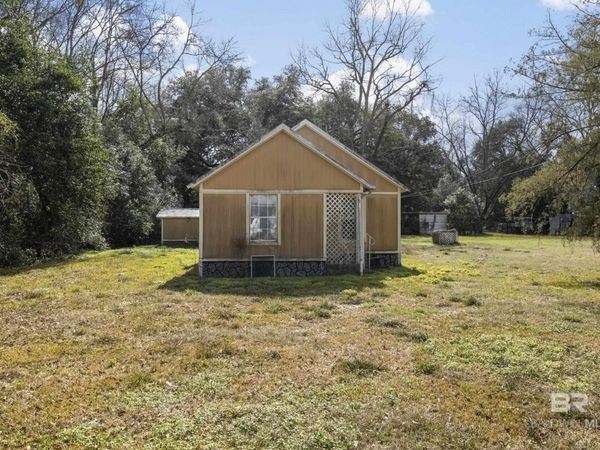 18318 Kendrick Road, Robertsdale, AL 36567