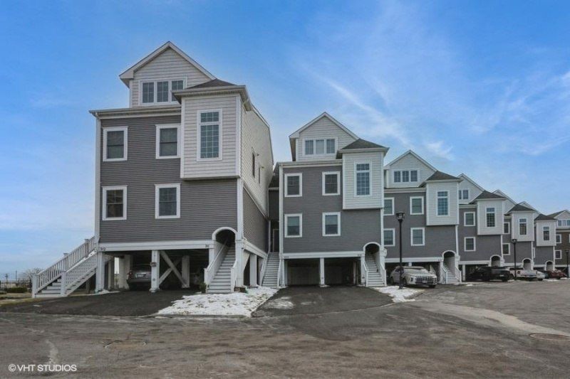 311 Marina Pointe Drive, Unit H, East Rockaway, NY 11518 Main Photo