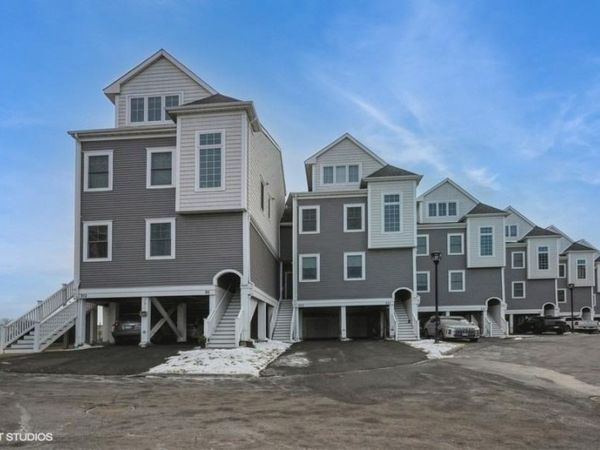 311 Marina Pointe Drive, Unit H, East Rockaway, NY 11518