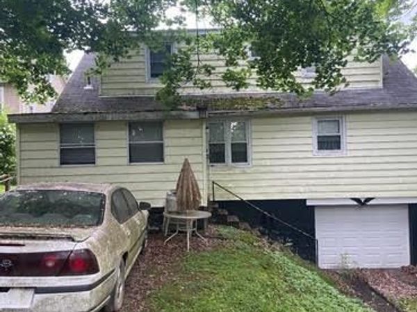 19 East Avenue, Walden, NY 12586