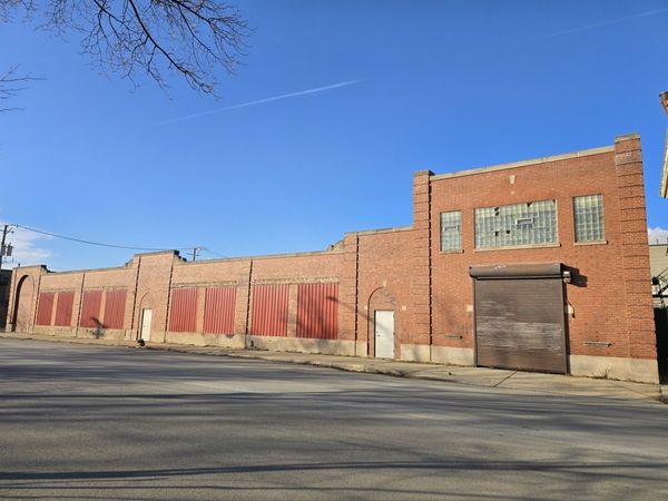 822 W Exchange Avenue, Chicago, IL 60609