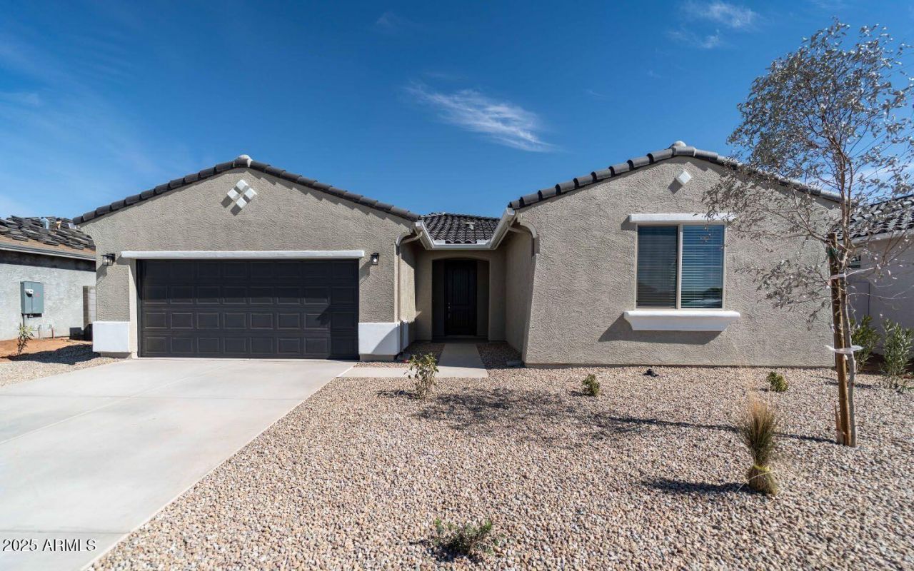 18783 N Avelino Drive, Maricopa, AZ 85138 Main Photo