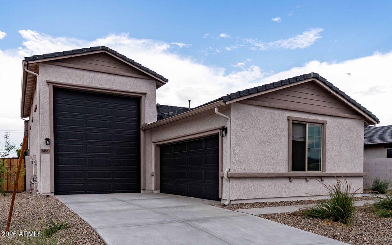 18823 N Avelino Drive, Maricopa, AZ 85138 Main Photo