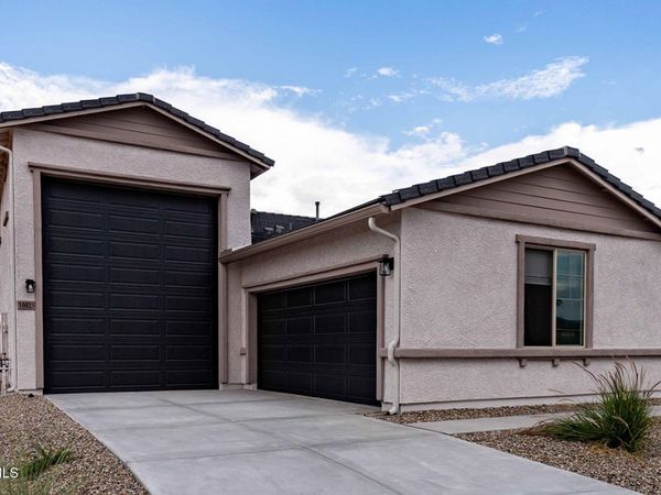 18823 N AVELINO Drive, Maricopa, AZ 85138