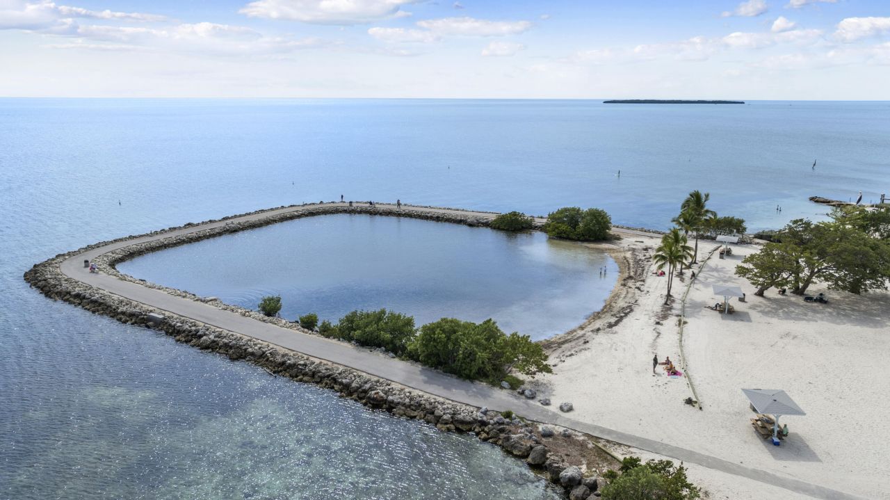 102 Harry Harris Drive, Tavernier, FL 33070 Photo