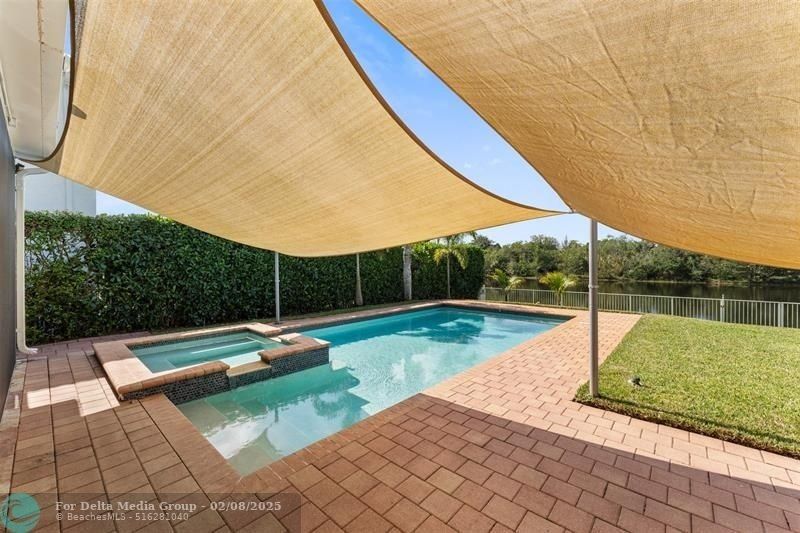 5318 SW 195th Terrace, Miramar, FL 33029 Photo