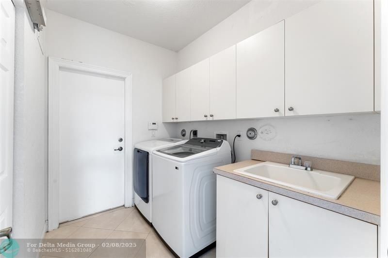 5318 SW 195th Terrace, Miramar, FL 33029 Photo