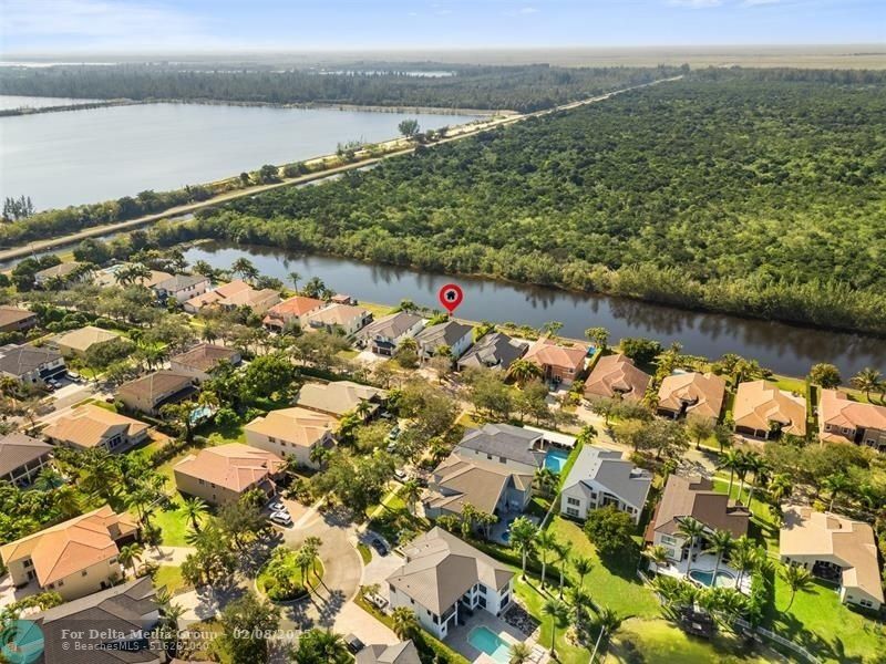 5318 SW 195th Terrace, Miramar, FL 33029 Photo