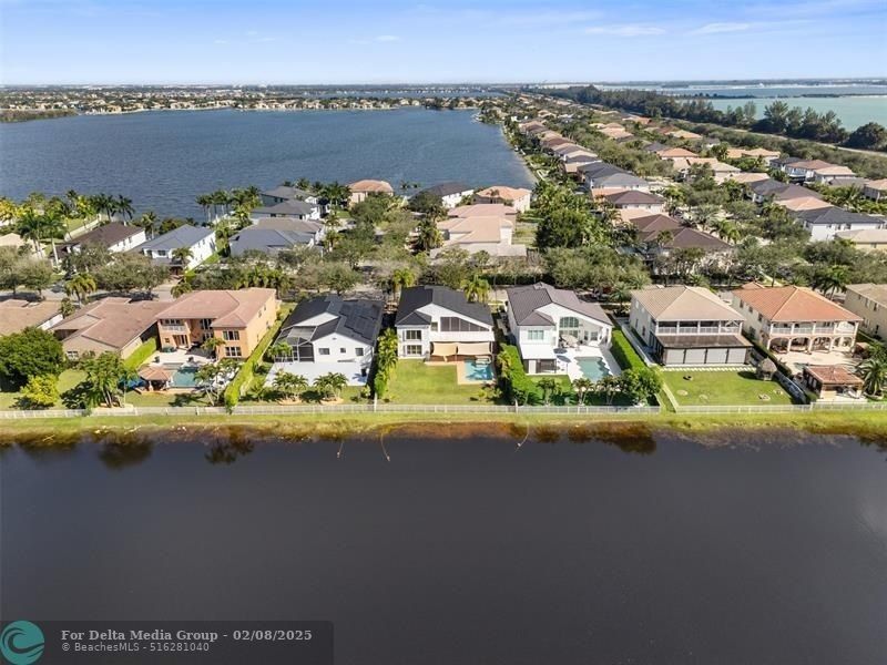 5318 SW 195th Terrace, Miramar, FL 33029 Photo