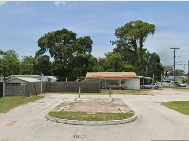 4650 MILE STRETCH DRIVE, HOLIDAY, FL 34690