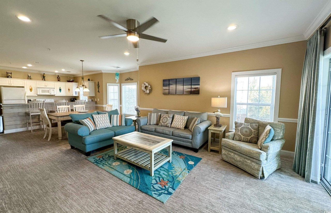 1004 Ray Costin Way Photo 4