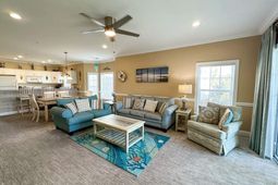 1004 Ray Costin Way photo 4