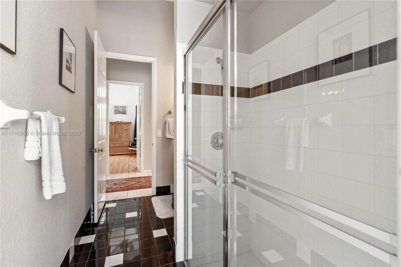 1113 SW 156th Ter, Pembroke Pines, FL 33027 Photo