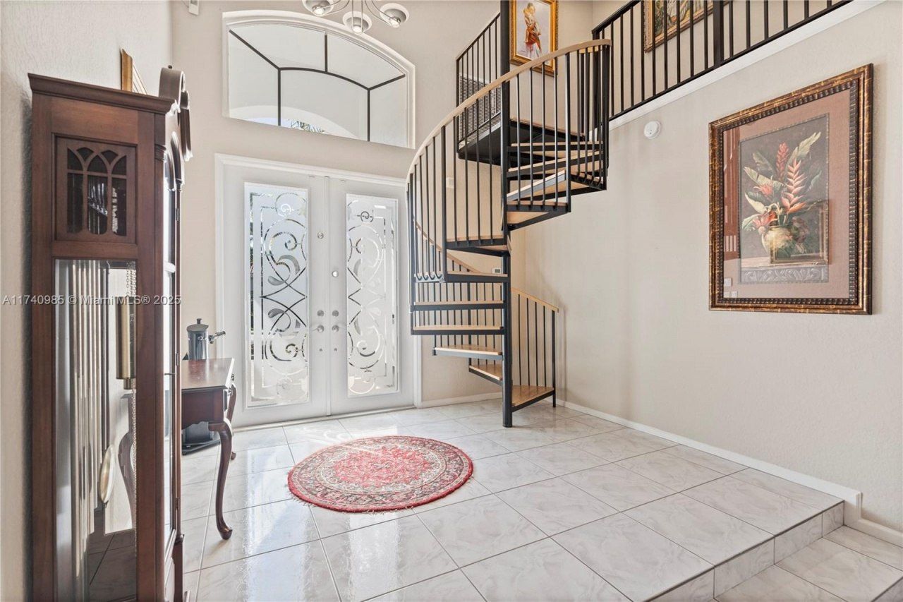 1113 SW 156th Ter, Pembroke Pines, FL 33027 Photo