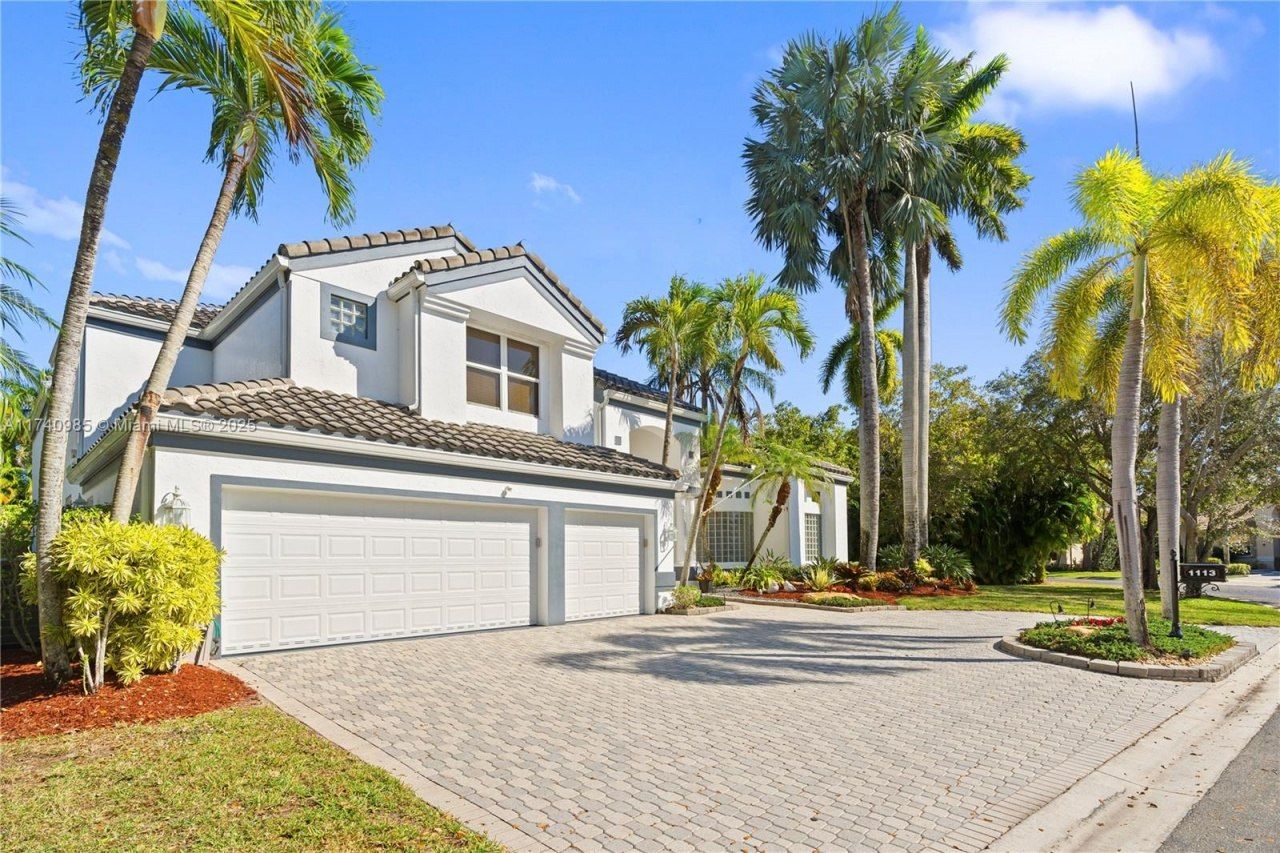 1113 SW 156th Ter, Pembroke Pines, FL 33027 Photo