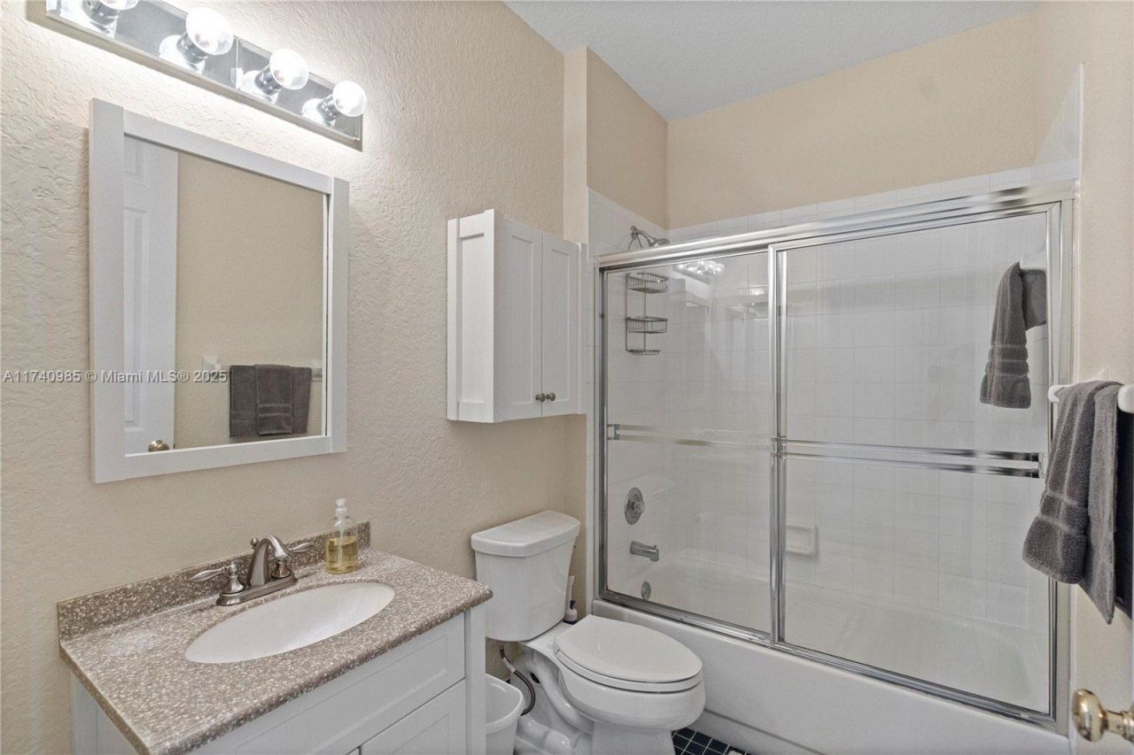 1113 SW 156th Ter, Pembroke Pines, FL 33027 Photo