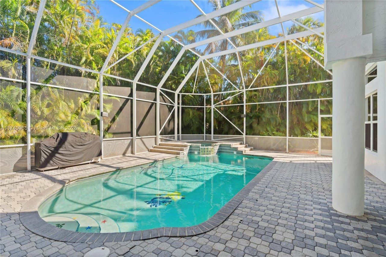 1113 SW 156th Ter, Pembroke Pines, FL 33027 Photo