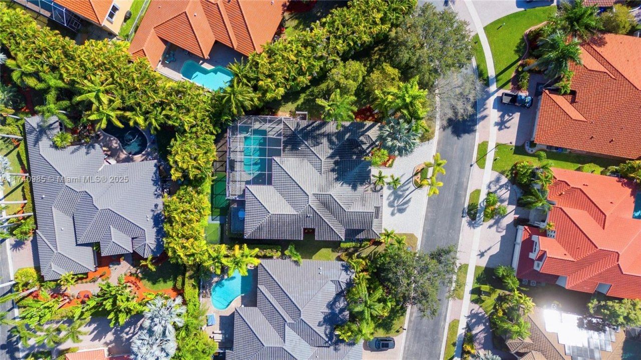 1113 SW 156th Ter, Pembroke Pines, FL 33027 Photo