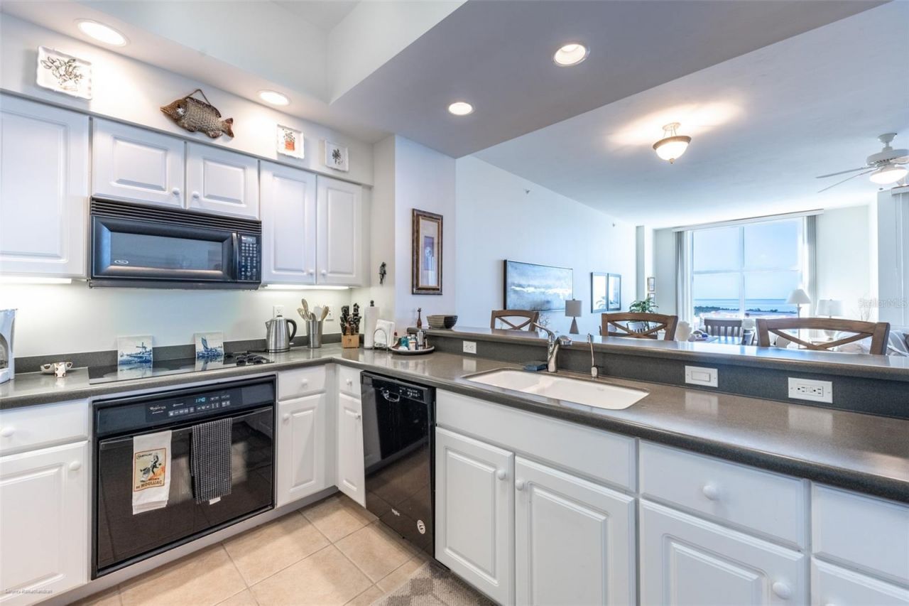 3313 Sunset Key Circle, Unit 505, Punta Gorda, FL 33955 Photo