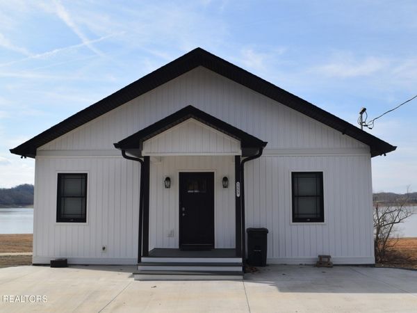 1553 Millstone Beach Rd, Dandridge, TN 37725